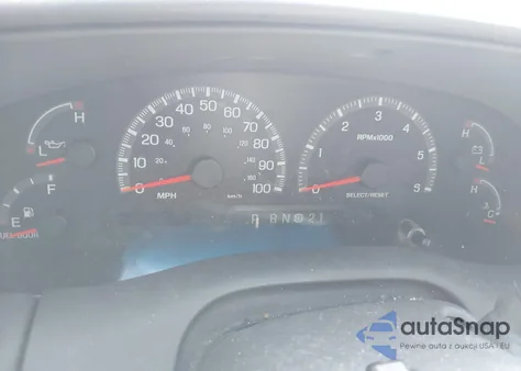 2000 Ford Expedition Xlt from USA, damaged, VIN 1FMRU1562YLC08238